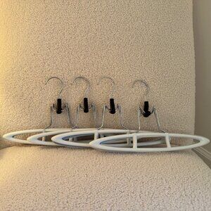 Set of 4 Premium Skirt Hangers with Locking Clasp